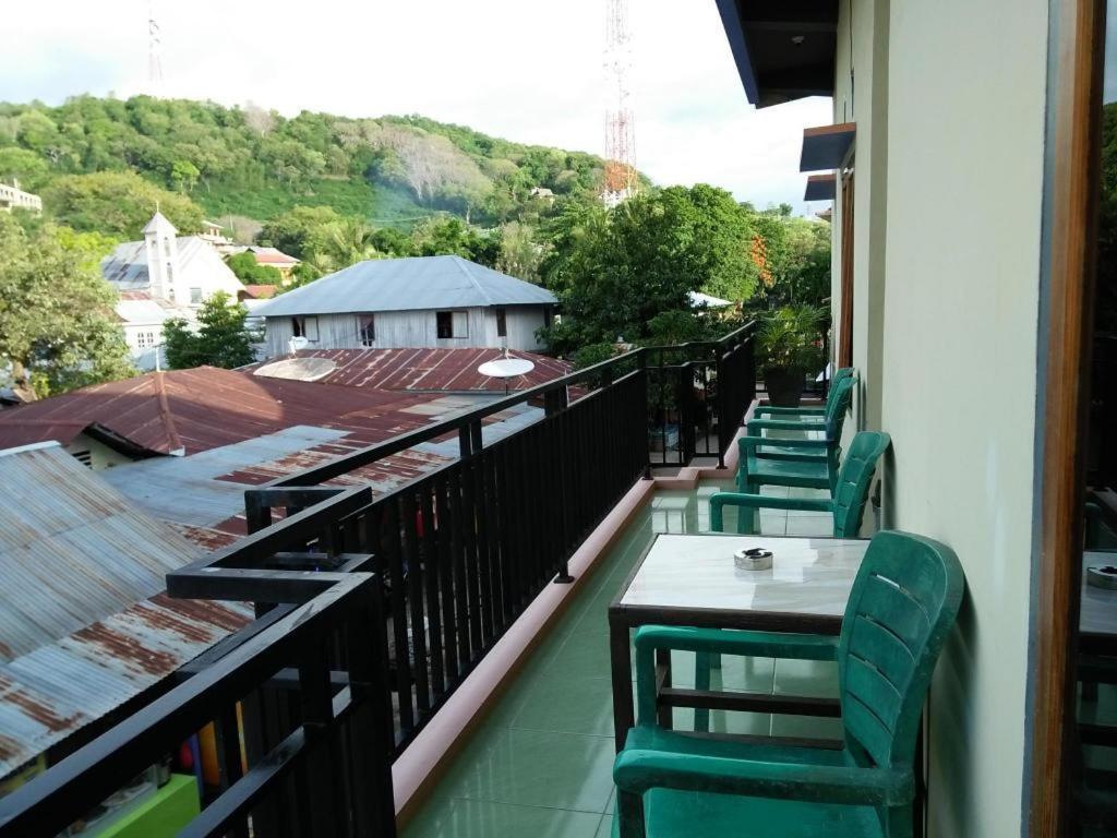 Siola Hotel Labuan Bajo Exterior photo